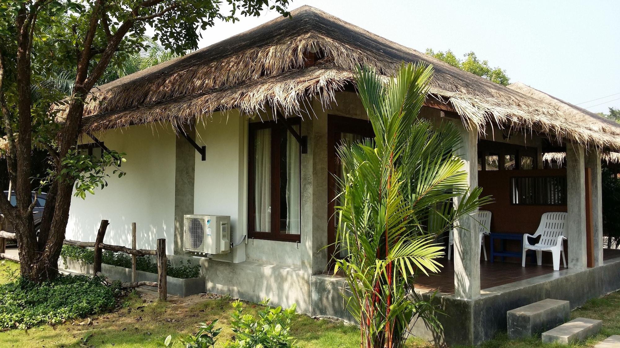 Nana Beach Hotel & Resort Pathiu Eksteriør bilde