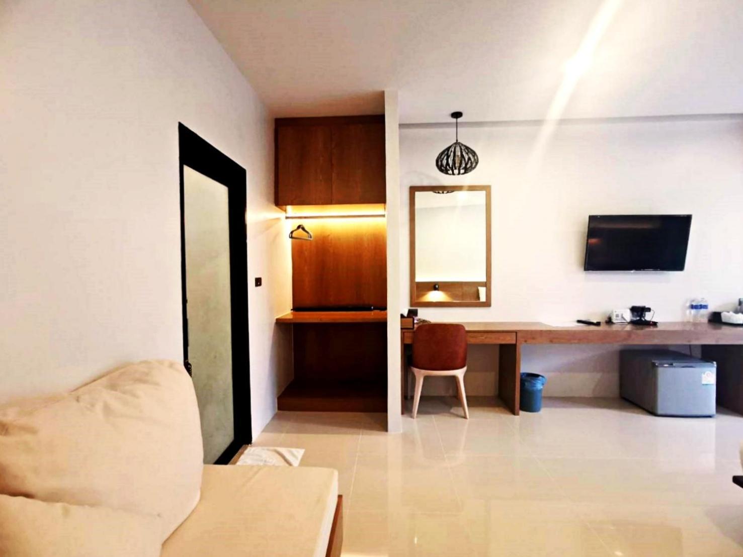 Nana Beach Hotel & Resort Pathiu Eksteriør bilde