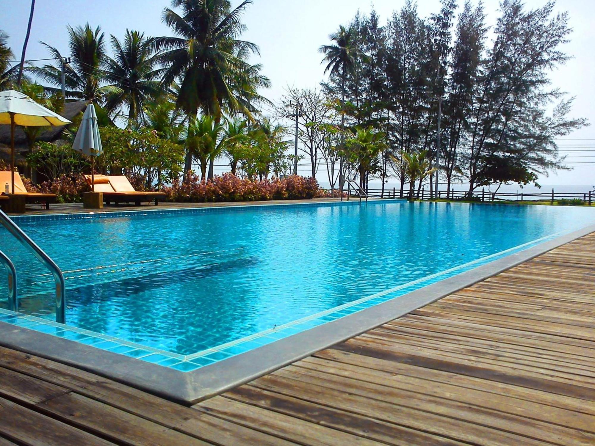 Nana Beach Hotel & Resort Pathiu Eksteriør bilde
