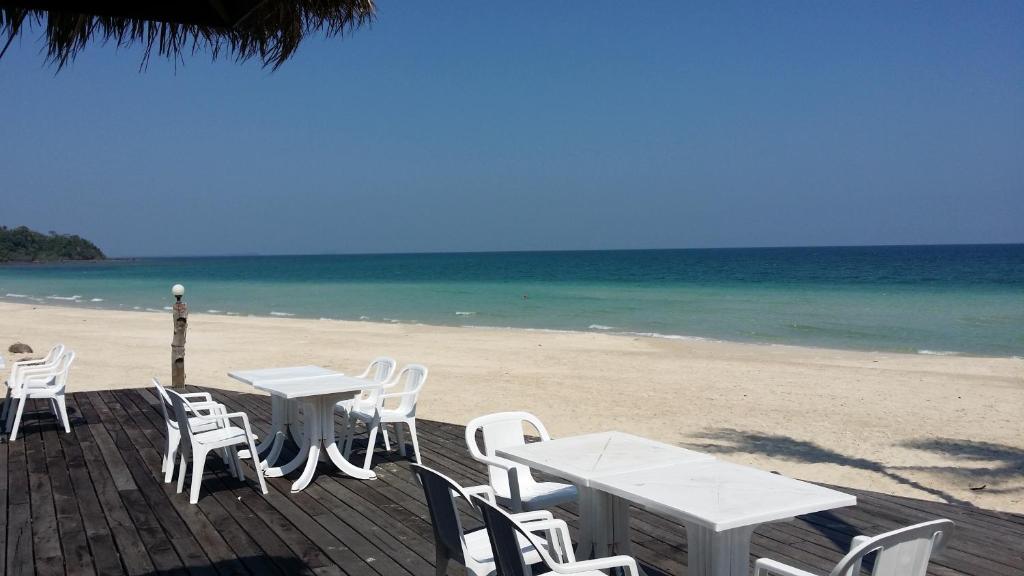 Nana Beach Hotel & Resort Pathiu Eksteriør bilde